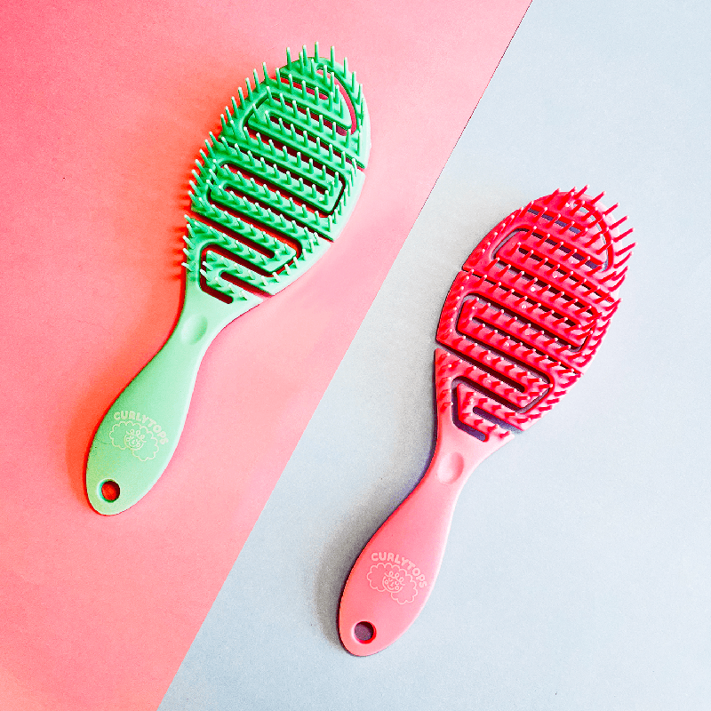 The Curlytops biodegradable wheat straw brush is the perfect tool for brush styling your curl clumps when wet.